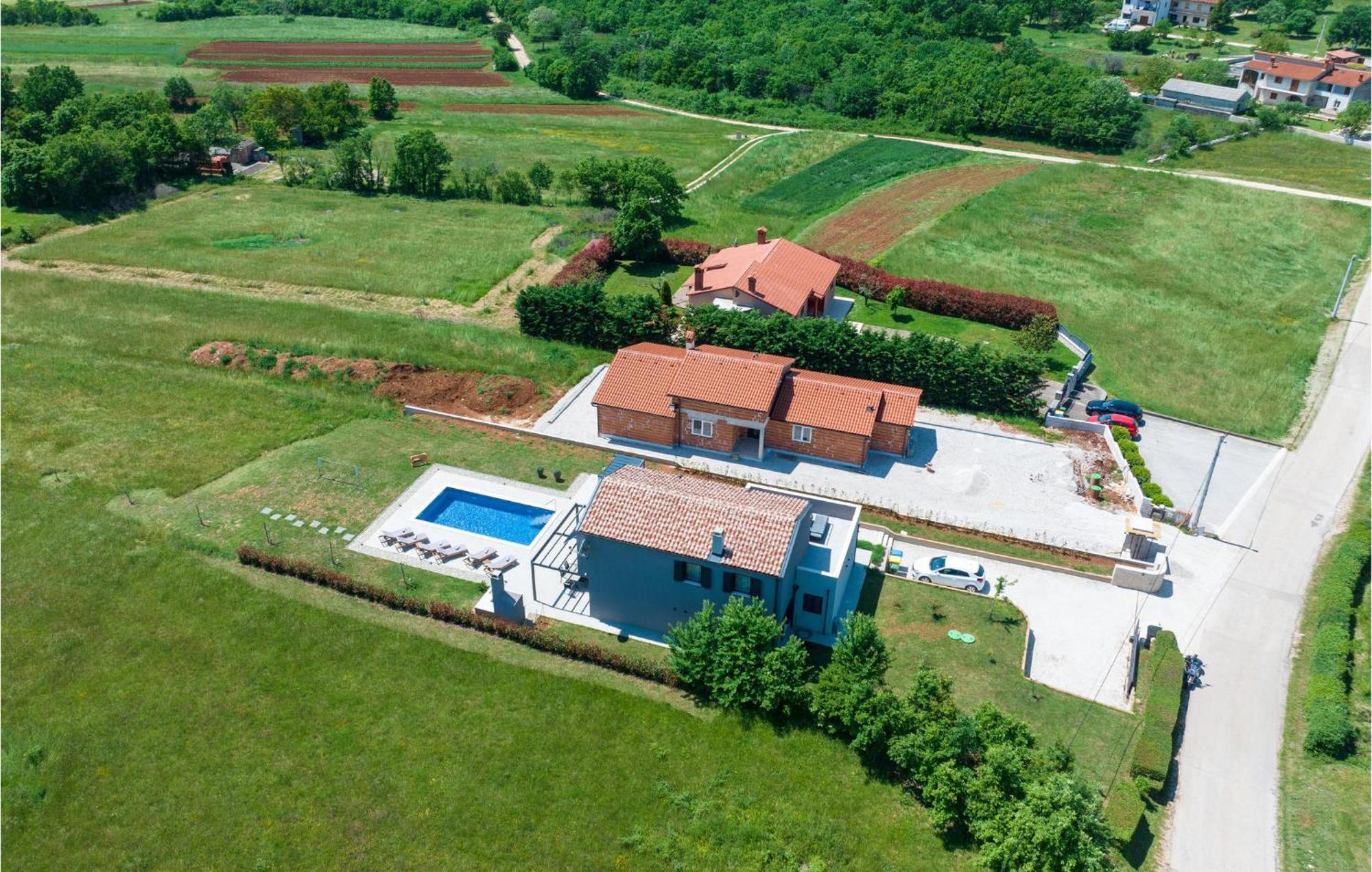 Stunning Home In Barban With Wifi Exteriör bild